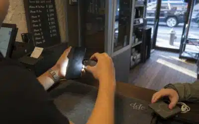 NYC’s Ultimate Guide to Secure & Top-Dollar iPhone Trade-Ins